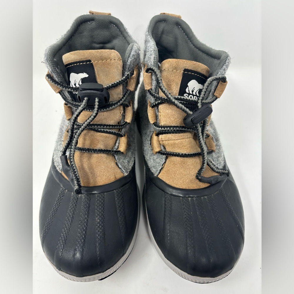 Sorel Out N About III Size 6 Classic Women's Waterproof Boot‎ Gray Black Tan - Picture 8 of 9
